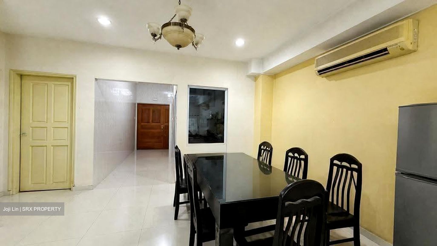 Pasir Ris Beach Park (D18), Terrace #633028721